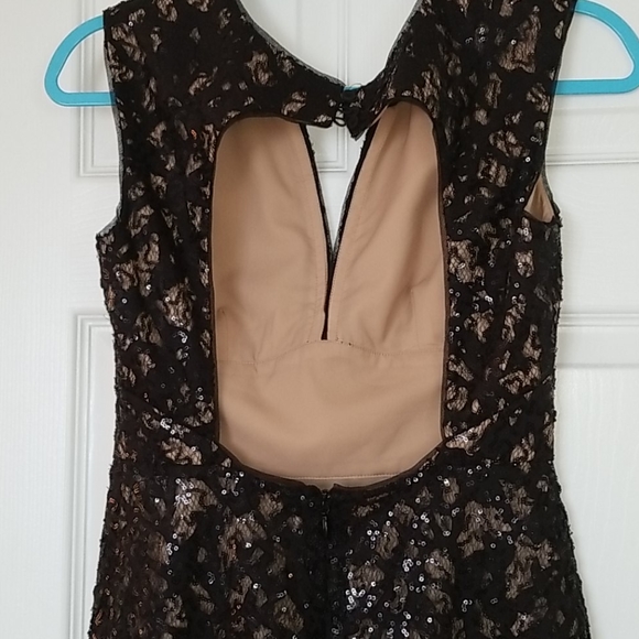 BCBG, Sleeveless sequins dress - Picture 4 of 10